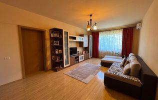 Casa individuala cu garaj . Zona Decathlon