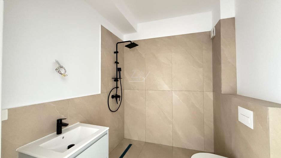 Comision 0! Etaj 1. Oras - Poză 3