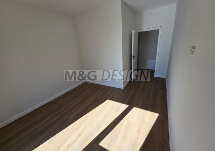 Apartament cu 2 camere  Mehala bloc nou - Poză 4