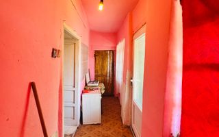 Casa cu 2 camere in Sacuieni - Poză 9