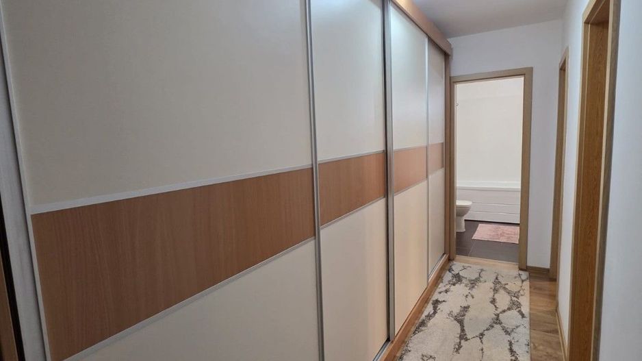 Apartament modern 3 camere Torontalului, Parcare subterană - Poză 10