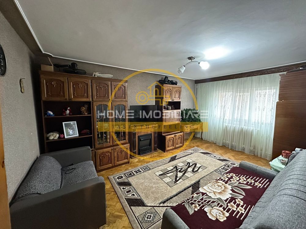 Apartament 3 Camere Decomandat Nicolina-Frumaosa - Poză 1
