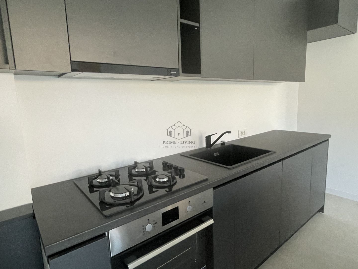 VILA NOUA SI MODERNA CU 5 CAMERE LA INCHIRIERE IN OTOPENI - Poză 12