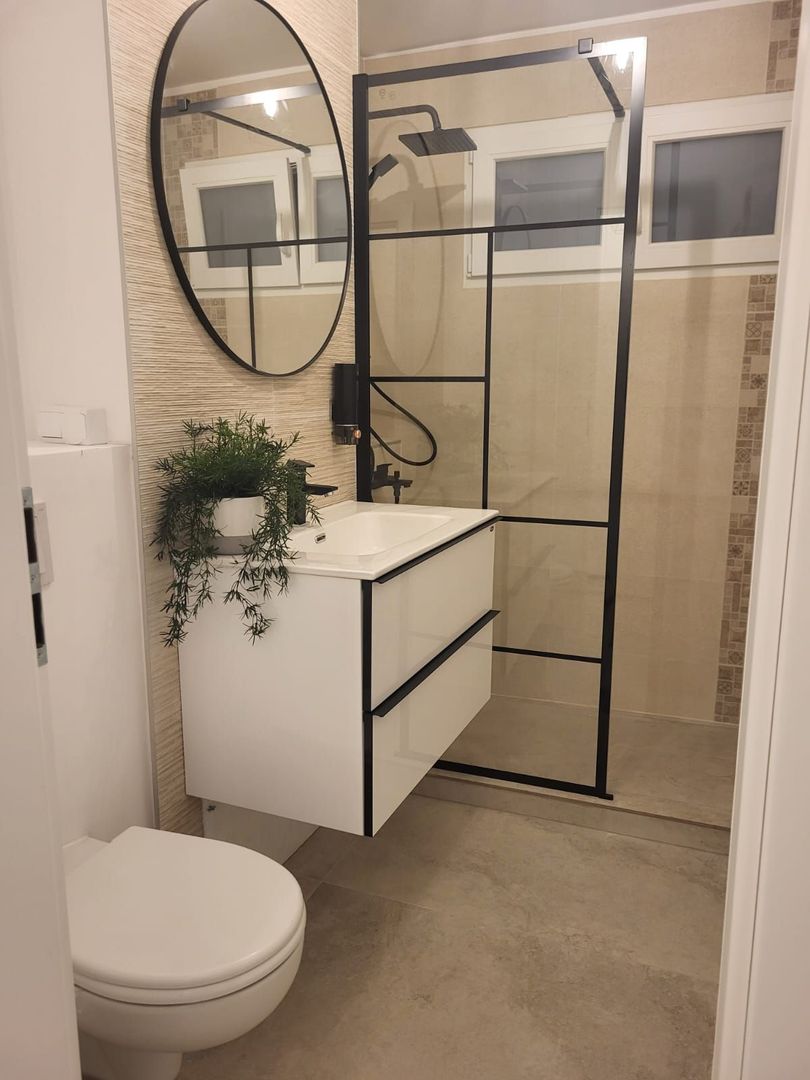 Medicina | 3 Camere | Etaj 1 | Centrala Proprie. - Poză 11