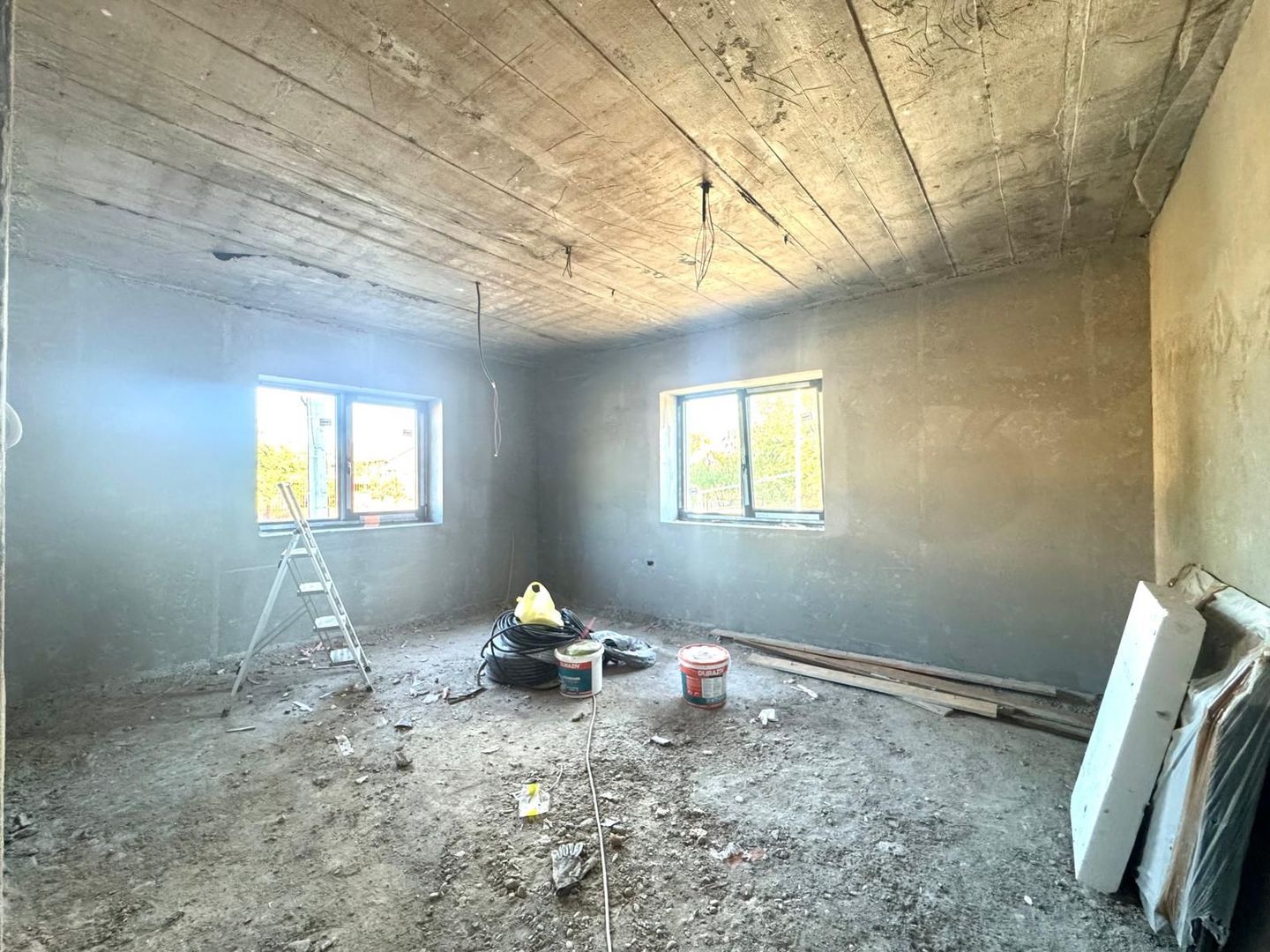 Ocazie - Casă individuală cu 5 camere - 931e/mp |Sânmihaiu Român| - Poză 2