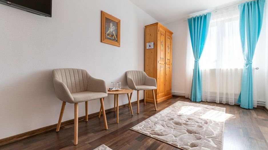 Casa + Pensiune deosebita - Orlat, Sibiu - Poză 20