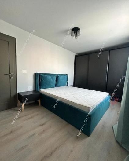 Inchiriez apartament cu 3 camere in complexul studentesc - Poză 1