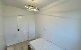 Apartament 3 camere decomandat Podu Ros  Piata Nicolina - Poză 18