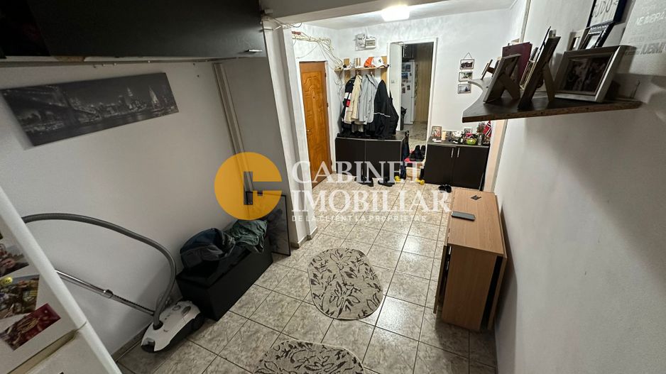 3 Camere Decomandat - Bloc 1980 - Zona Canta - Poză 5