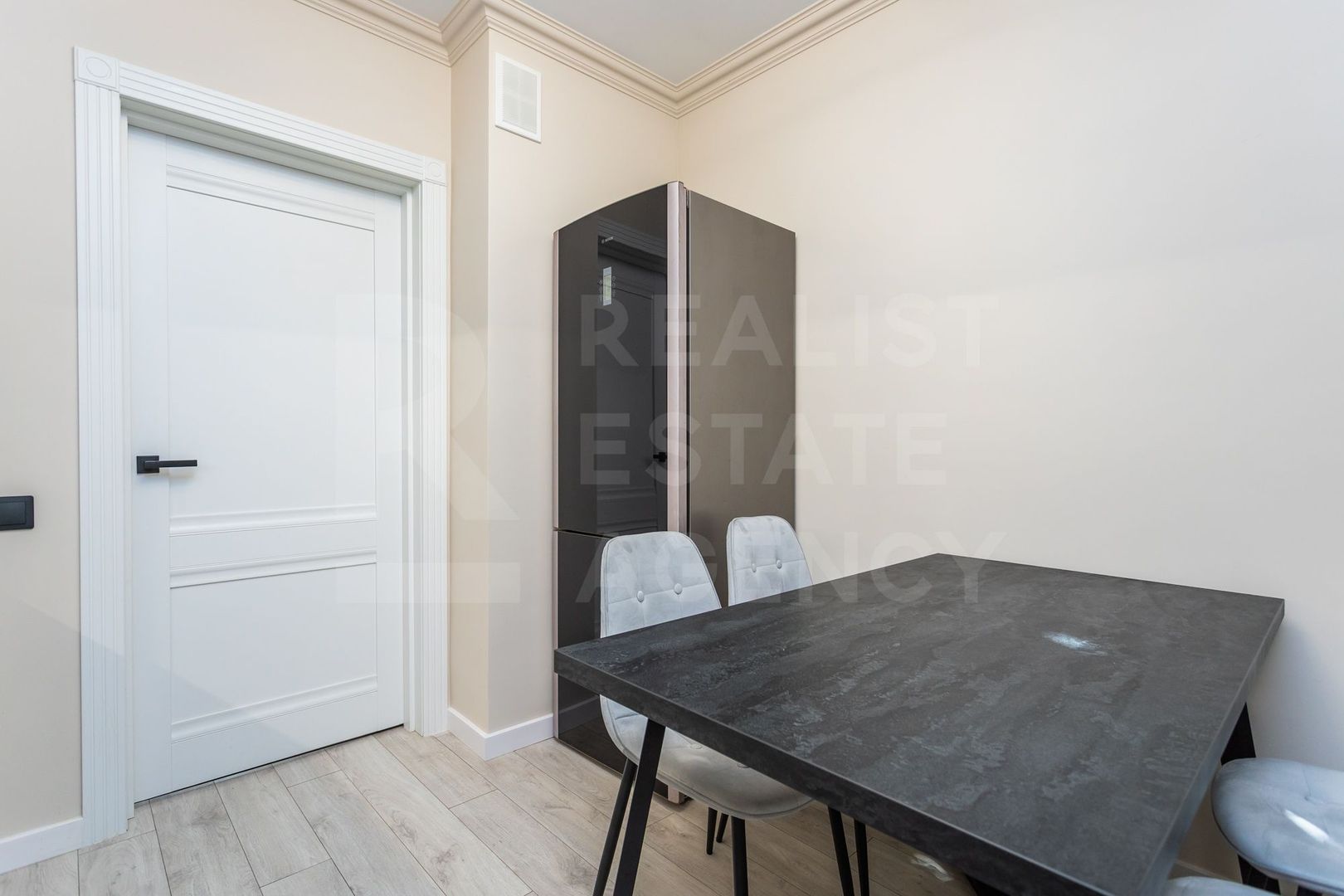 Vânzare, apartament, 2 camere str. Mihail Sadoveanu, Ciocana - Poză 9