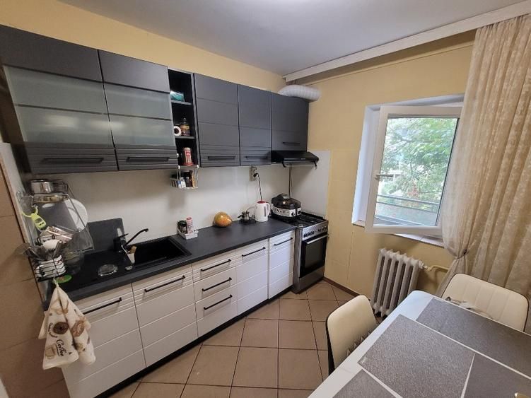 2 camere – metrou Gorjului la 3 minute, bloc P+4, mobilat complet - Poză 9