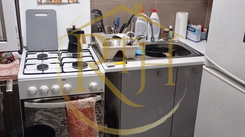 Oferim spre vanzare garsoniera, situata la etajul 2, zona Dambovita - Poză 3