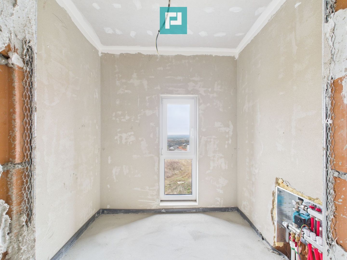 Duplex semi-finisat cu 3 camere, 3 băi în Pișchia - Poză 8