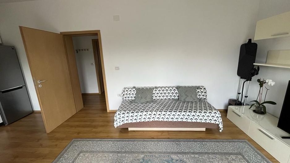 Apart bloc nou etaj 1, Complex -Judetean +loc parcare - Poză 22