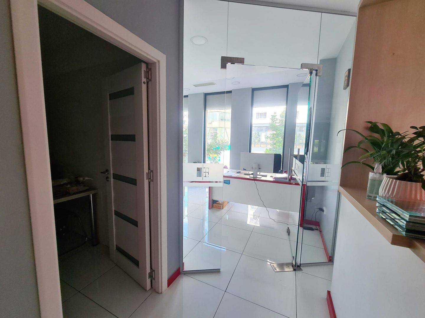Spatiu de inchiriat ultracentral - Poză 7