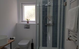 AP. 2 CAMERE UNIRII,BUCATARIE INCHISA, CENTRALA PROPRIE,MOBILAT MODERN - Poză 6