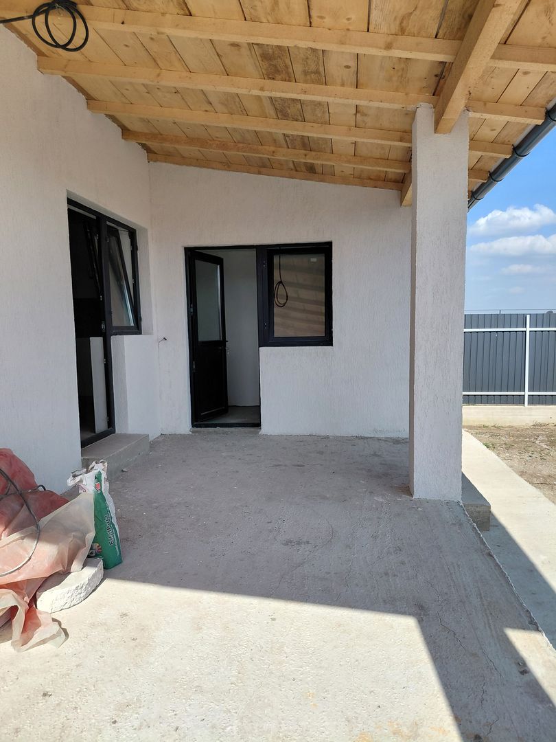 De vânzare casă – Comuna Șendreni, Cartierul Nou - Poză 14