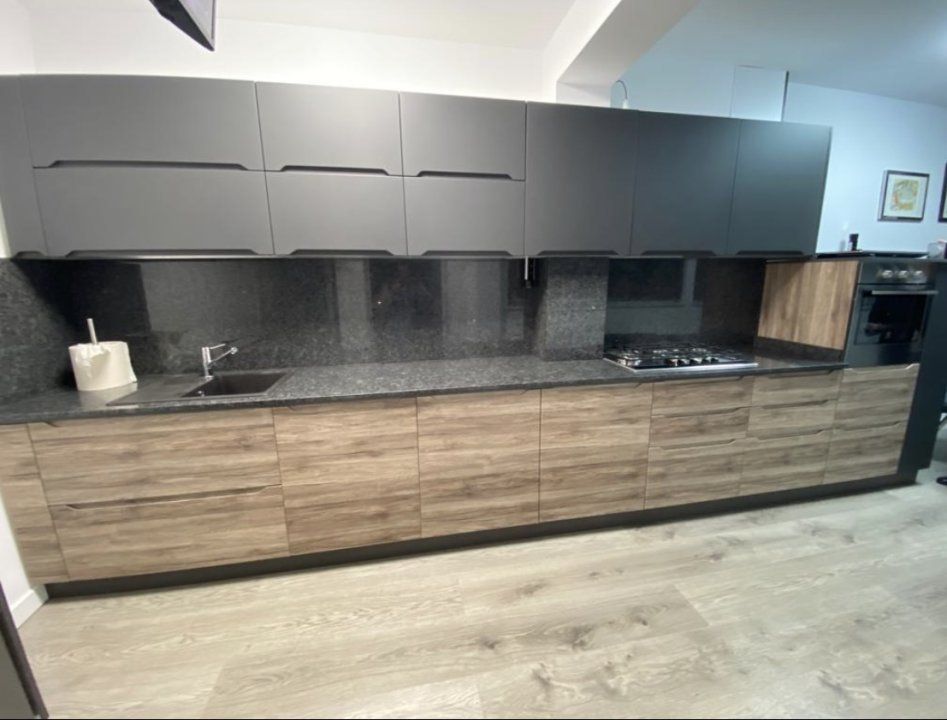 Vila / Spatiu Comercial Stradal 20m deschidere - Poză 6