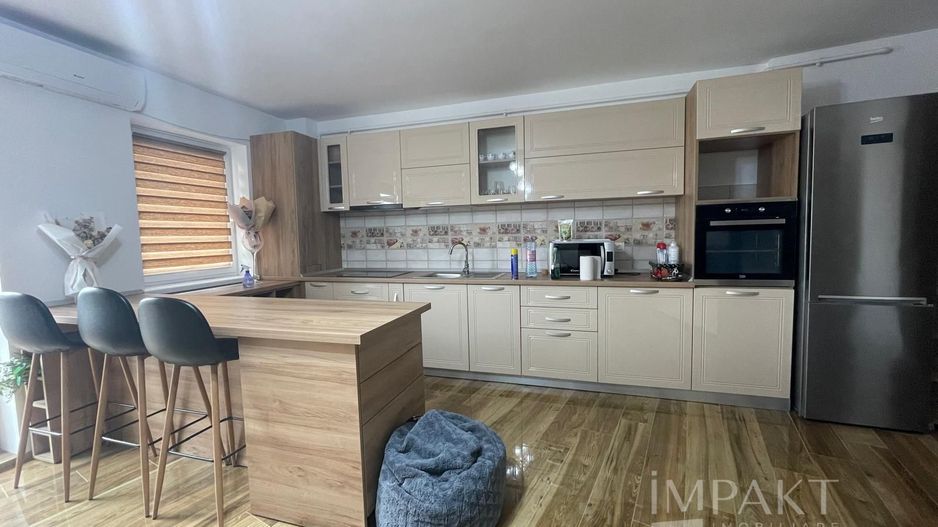 Apartament cu doua camere in zona Semicentrala - Poză 2