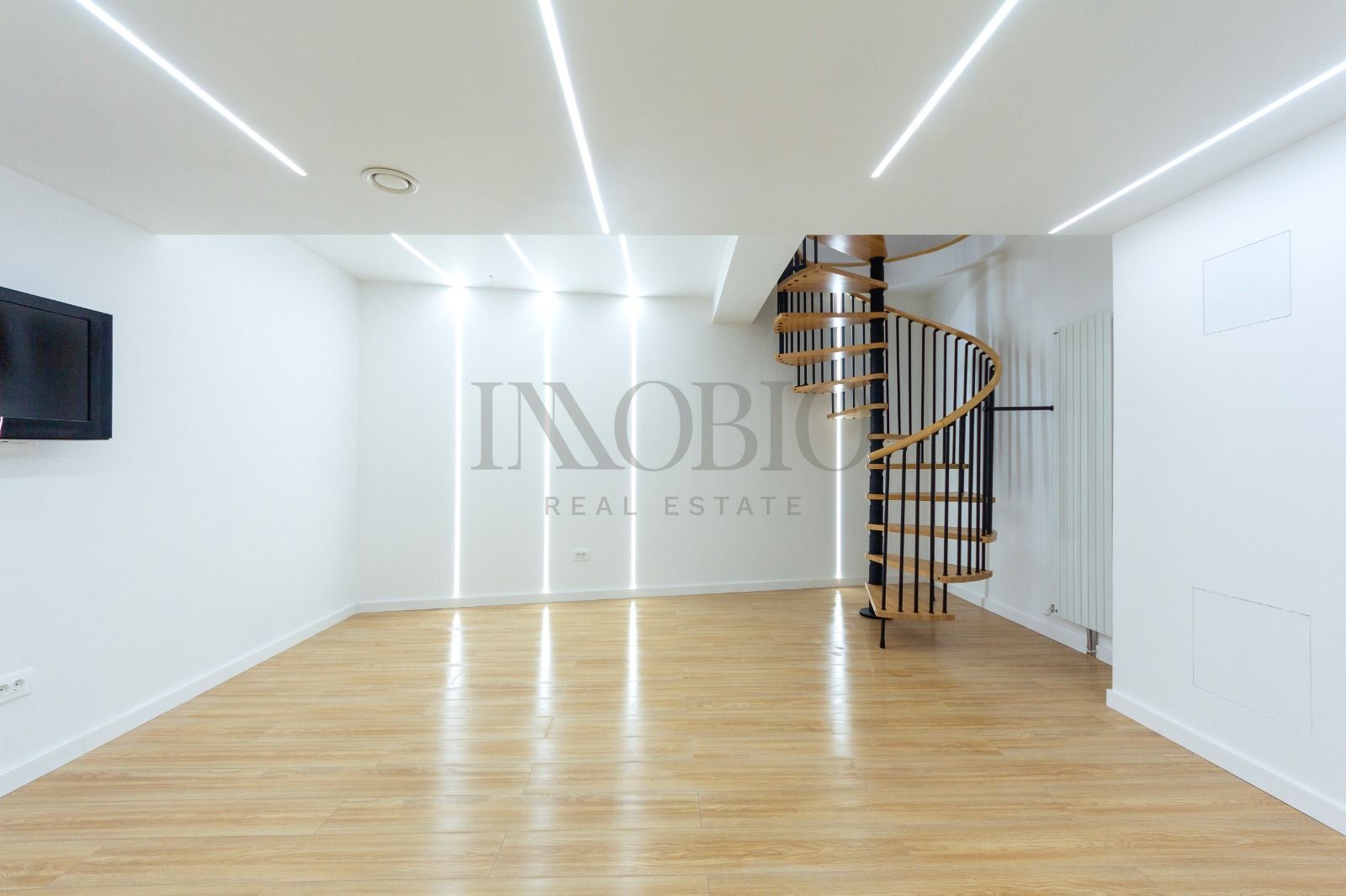 Spatiu 4 camere |  Birouri/Firma - Activitati Comerciale| Herastrau - Poză 1