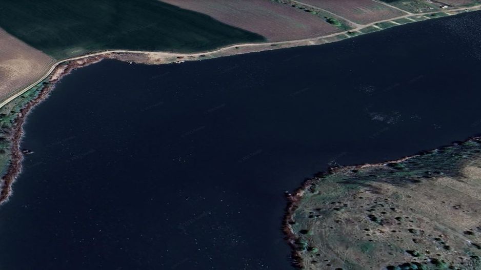 Balta pescuit, peisaj de vis,  padure-lac, investitie garantata - Poză 3