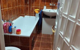 Apartament 2 camere zona Sinaia - Poză 2