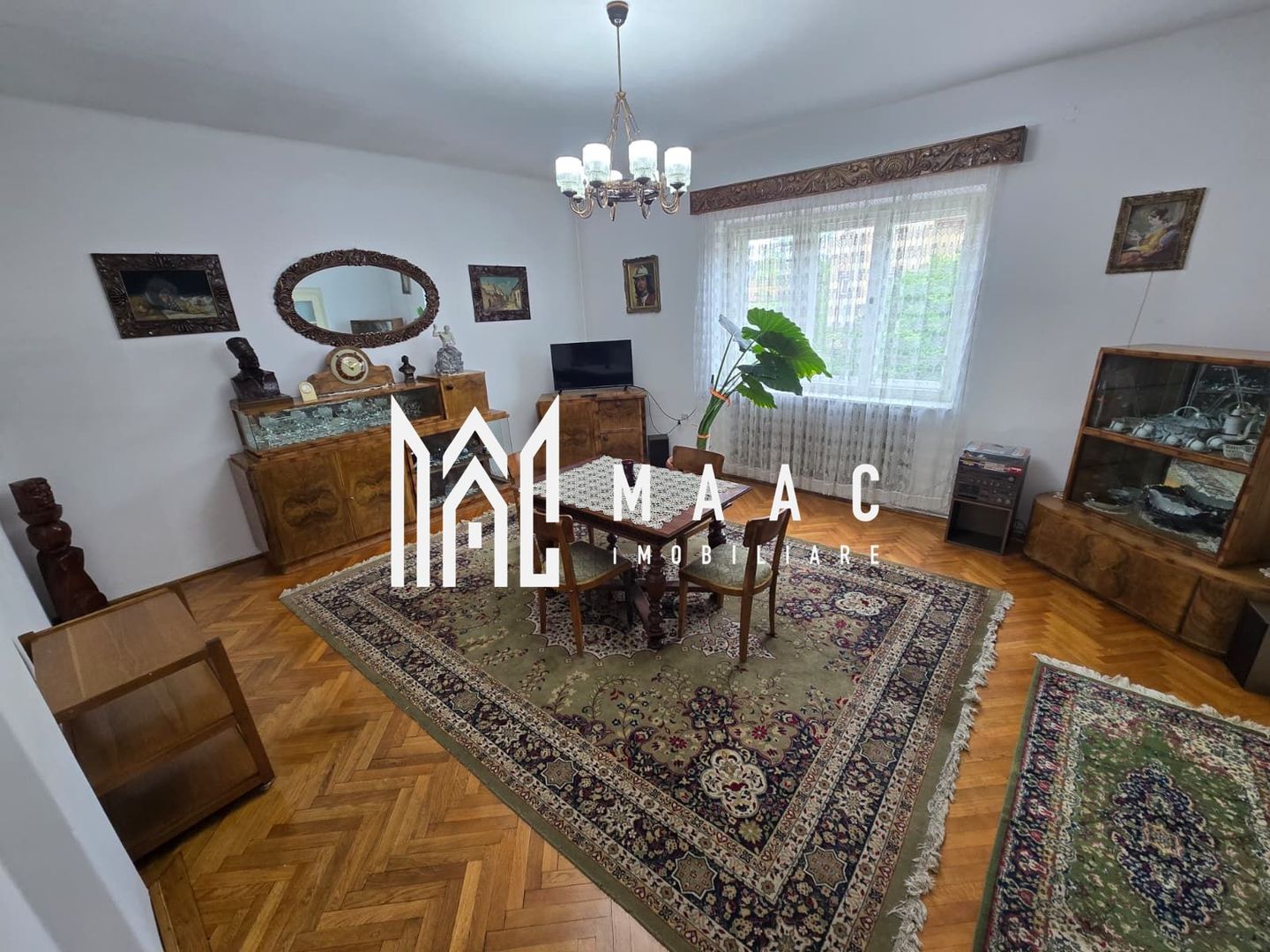 Apartament 4 camere 156 mpu zona Centrala Garaj Pivnita - Poză 3