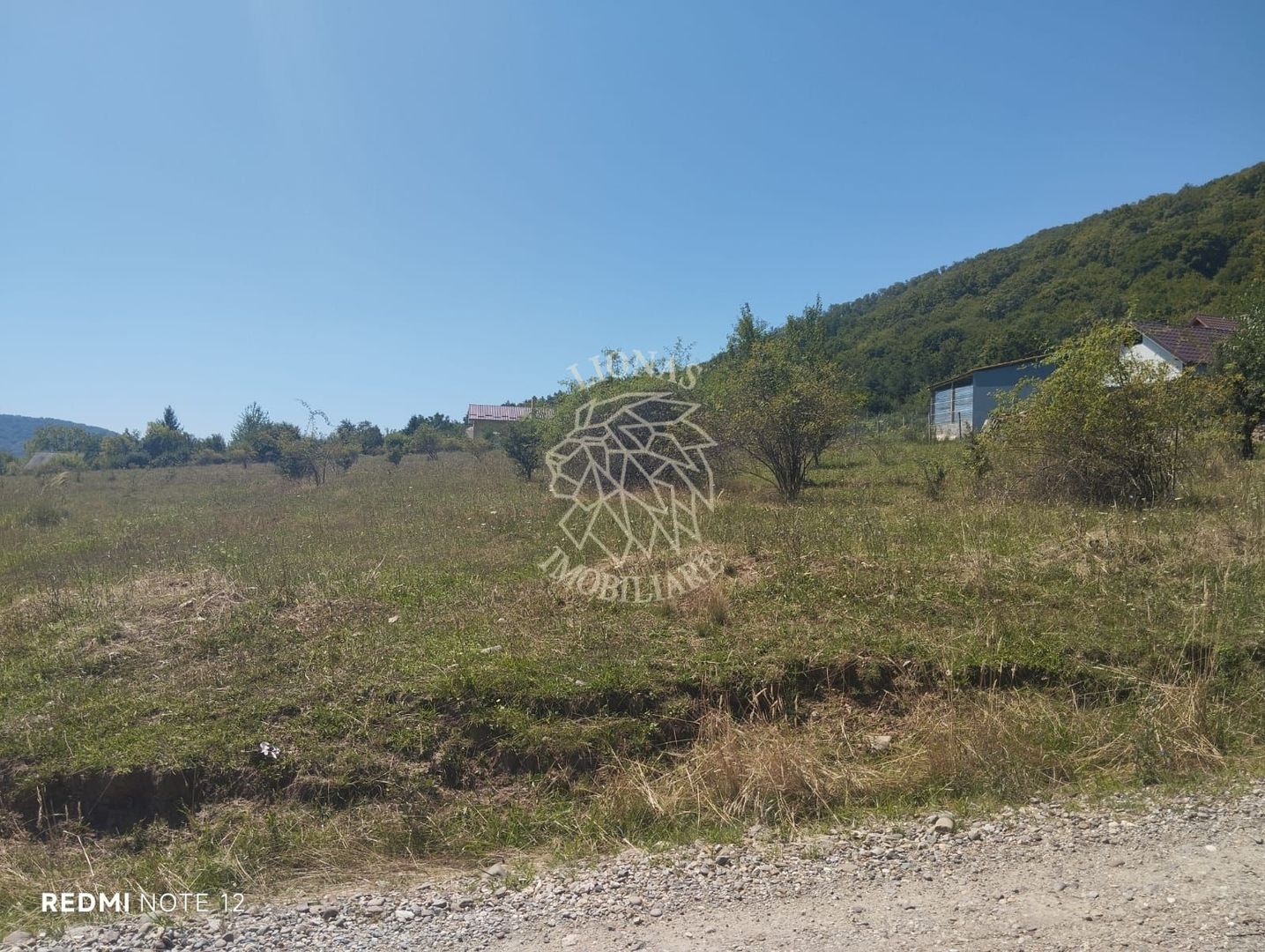 Teren intravilan 2900 mp cu utilitati-Zona MOL Viisoara - Poză 1