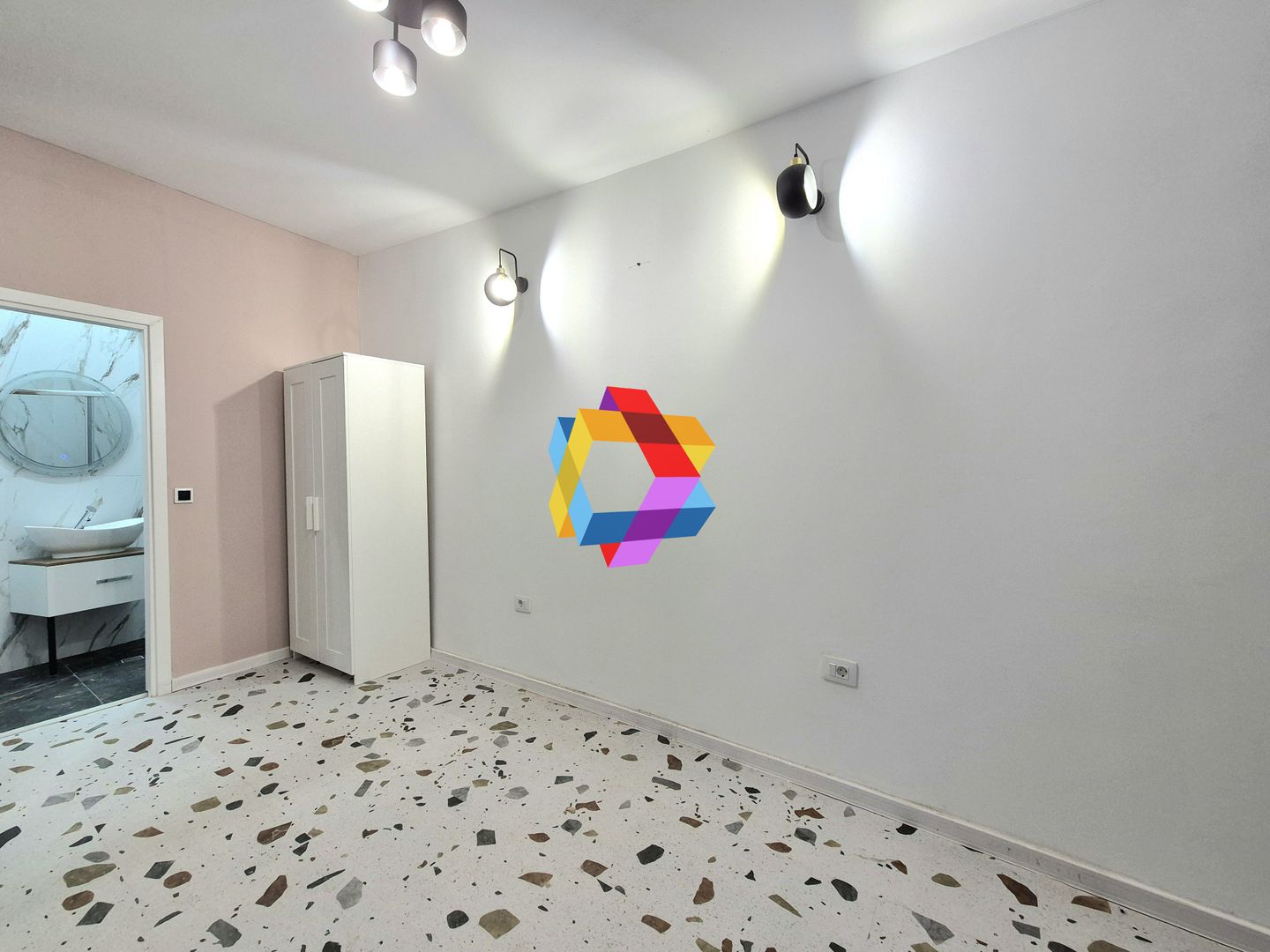 Spatiu de birouri la casă - 225 mp - Poză 22