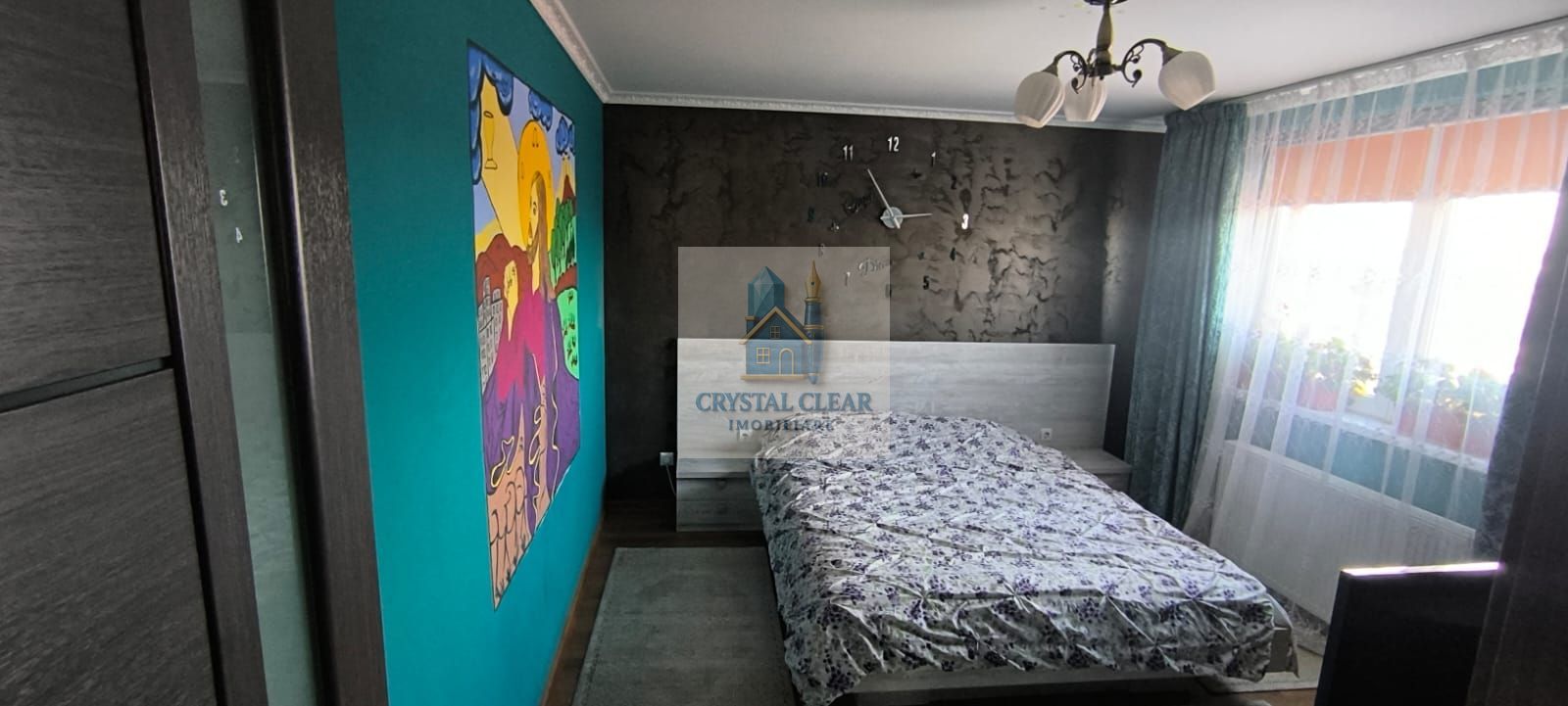 Apartament cu 3 camere + loc parcare - zona Podeni, str. Digului - Poză 1