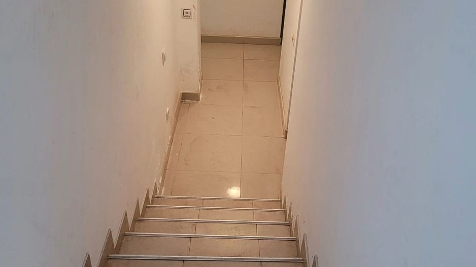 Vilă spațioasă S+P+1E+M | Chitila | Str. 8 Martie - Poză 11