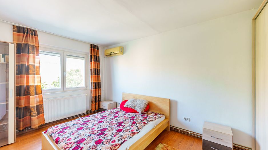 Apartament cu 3 camere de închiriat Vlaicu - Poză 10