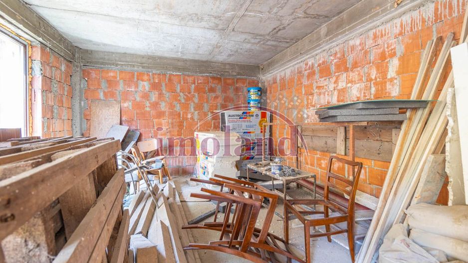 Vanzare - vila noua+spatiu birou/comercial - Crangasi-Constructorilor - Poză 8