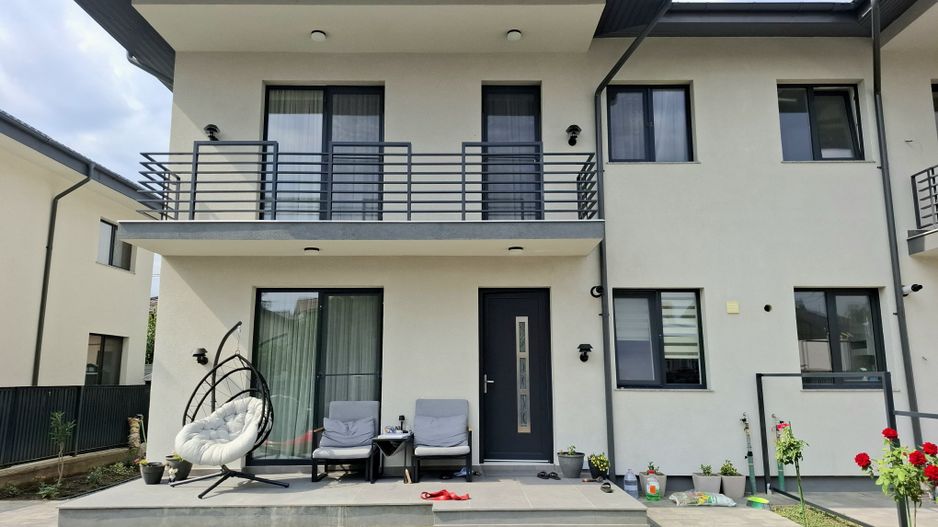 Casa tip duplex de vanzare, zona Buna Vestire - Poză 1
