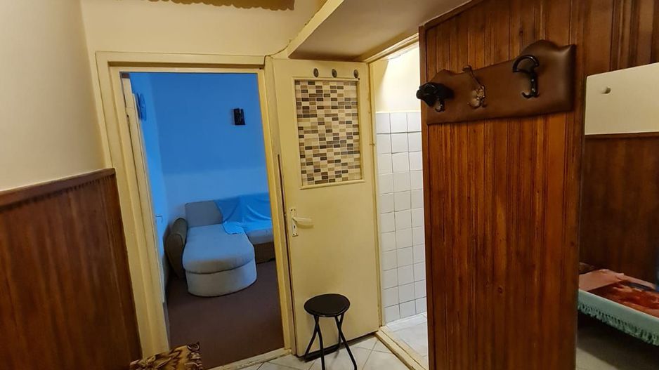 Apartament modest în zona Dacia - Poză 7