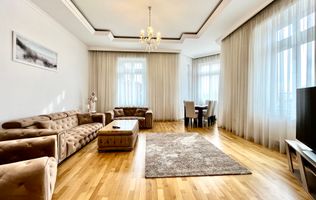 Apartament 3 camere, elegant si spațios, lângă parc, zona Centrala