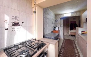 Apartament 3 camere | 54 mp | 1.000 de euro / mp | Strada Ariesului. - Poză 2
