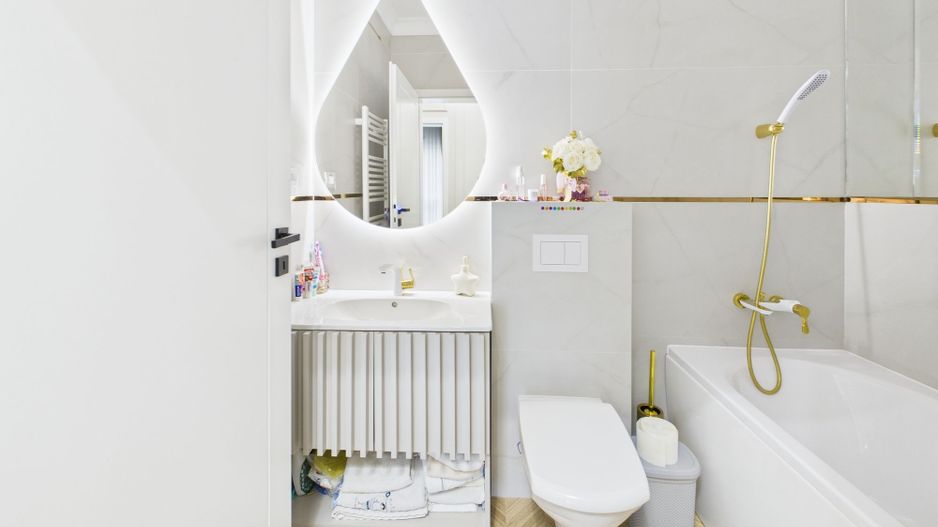 Casă modernă cu 5 camere, 4 băi și terasă închisă – Otopeni, central - Poză 23