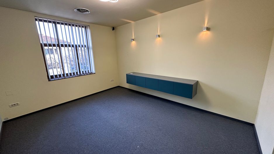 Spațiu de birouri de 204mp de vanzare  în zona Piata 700 - Poză 4