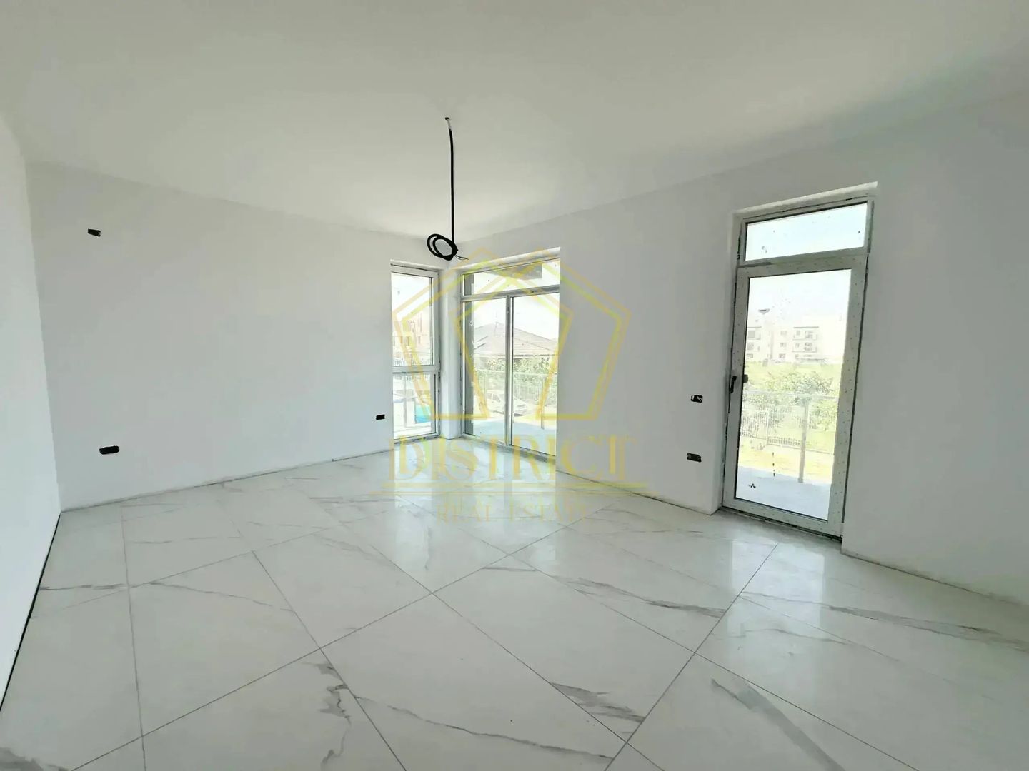 Apartament cu 2 camere si grădină de 15mp + terasa de 16mp | Braytim - Poză 3