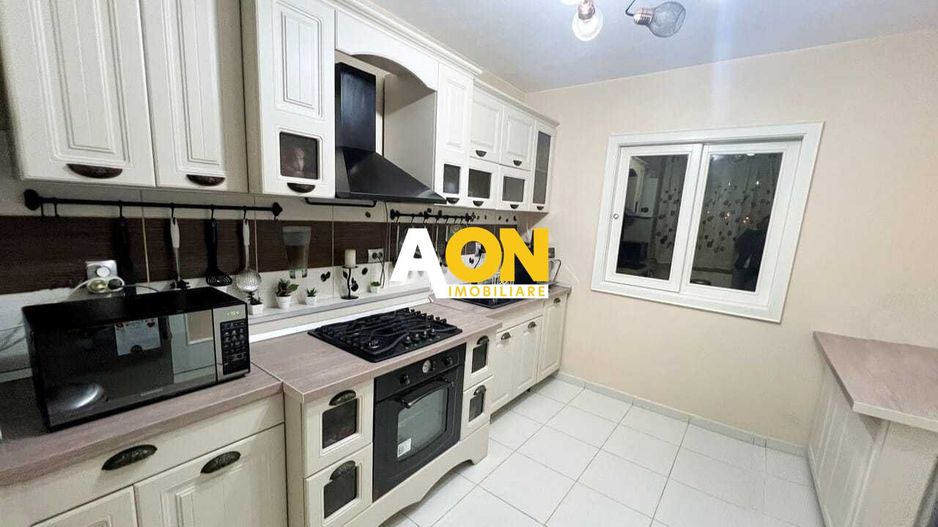 Casă tip înșiruit, 4 camere, Cetate, renovată 2024, acces 2 străzi - Poză 4