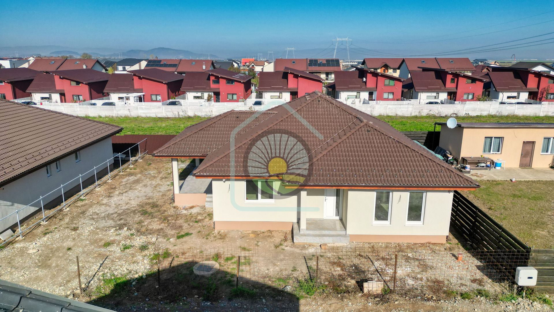 Rezervat! Casa  Tarlungeni Izvor Brasov - Poză 3