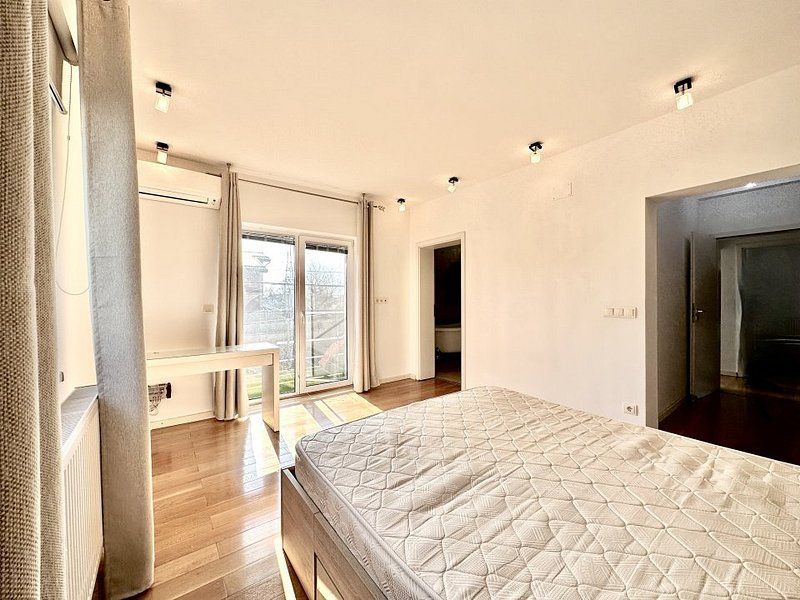 Apartament elegant -curte proprie - garaj - Poză 15