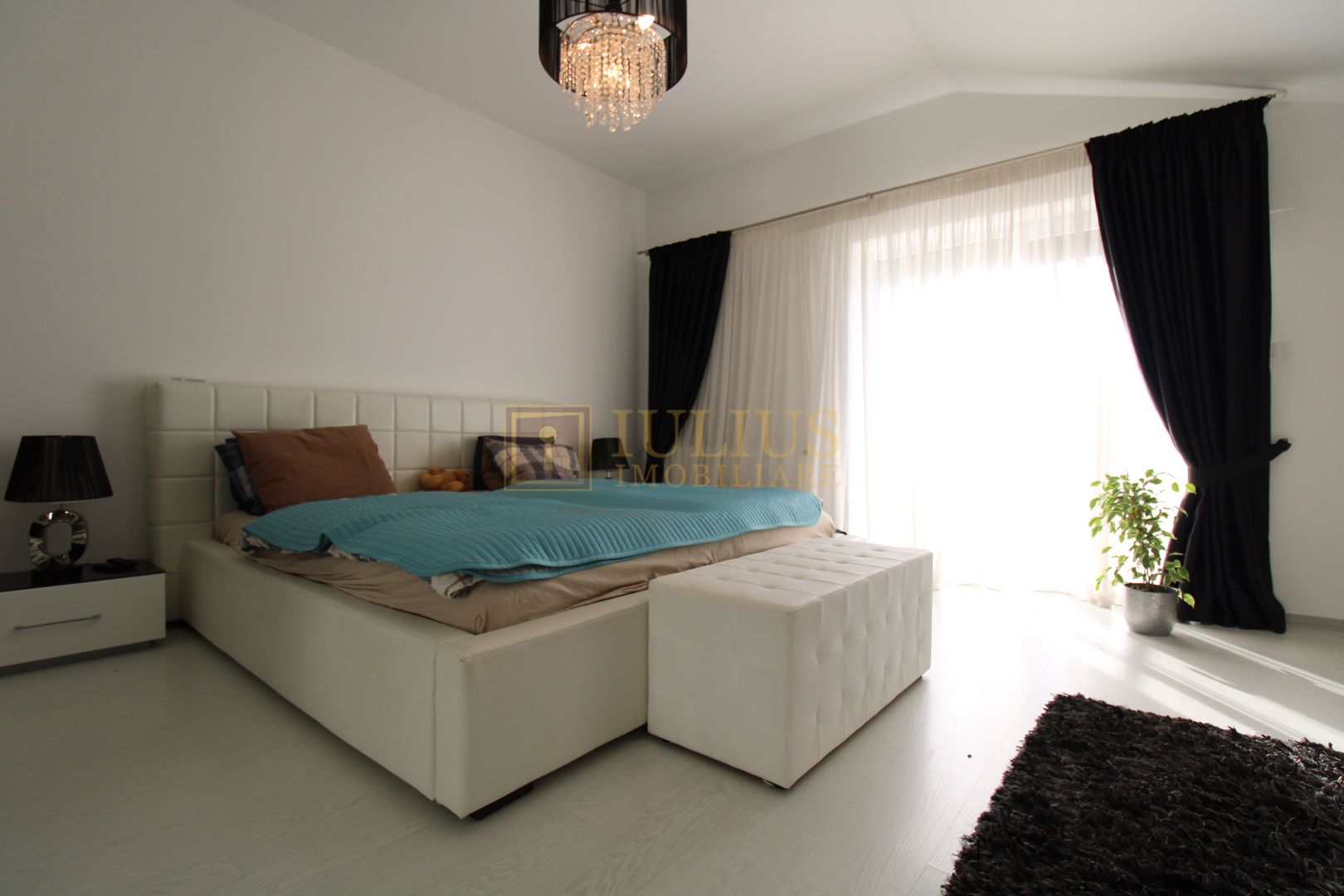 Lipovei, 4 camere + 2 bai, centrala proprie, pet-friendly - Poză 8