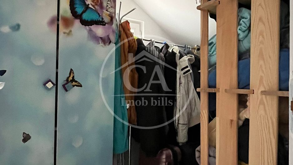 Casă de vânzare tip duplex cu 4 camere în Nojorid, Oradea. - Poză 11