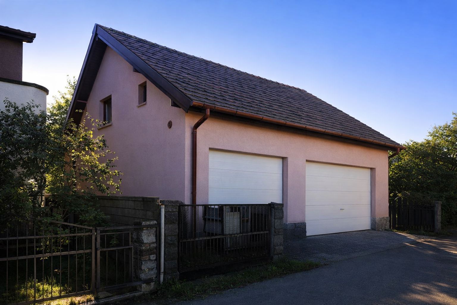 Vilă de închiriat | Suceava – Zamca | 450 mp | Ideal firmă / birouri - Poză 3