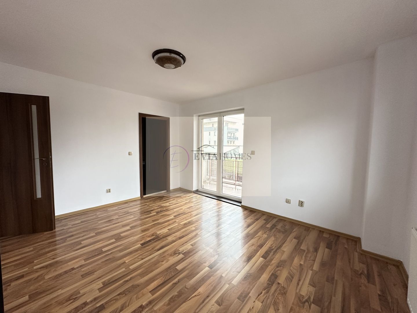 94 mp/ 2 camere/ Posibilitate de recompartimentare - Poză 5