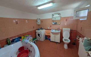 De vanzare casa 4 camere, 939mp teren, Oarda de Jos - Poză 8