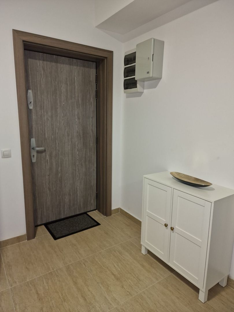 Apartament modern cu 3 camere de inchiriat – zona Libertatii, bloc nou - Poză 9