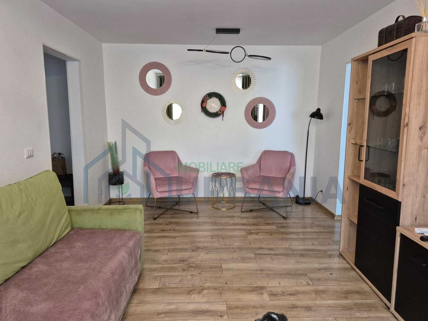 Închiriez apartament cu 3 camere, poziție centrală, aproape de complexul Palas. - Poză 7